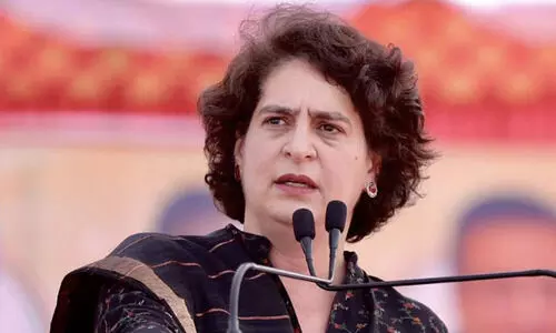 താലിബാൻ പ്രതിനിധിയുടെ വാർത്താ സമ്മേളനത്തിൽ നിന്ന് വനിതാ മാധ്യമപ്രവർത്തകരെ എന്തുകൊണ്ട് ഒഴിവാക്കി?; മോദി മറുപടി പറയണമെന്ന് പ്രിയങ്ക