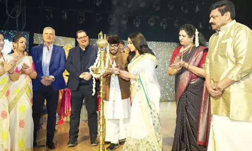 ജീവനക്കാരുടെ മാതാപിതാക്കളെ അതിഥികളാക്കി യു.എ.ഇ. എലൈറ്റ് ഗ്രൂപ്പിൻ്റെ വേറിട്ട ആഘോഷം