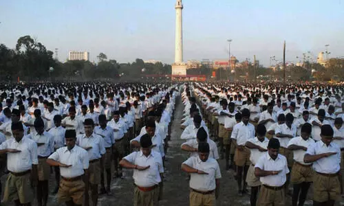 ആർ.എസ്.എസും കമ്യൂണിസ്റ്റു പാർട്ടിയും നൂറ് പിന്നിടുമ്പോൾ; എന്തുകൊണ്ട് ആർ.എസ്.എസിനെ വെള്ളപൂശാനാവില്ല -ഡി.രാജ