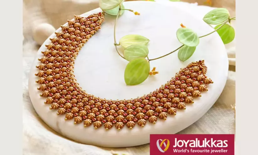 ദീ​പാ​വ​ലി ഓ​ഫ​റു​മാ​യി ജോ​യ് ആ​ലു​ക്കാ​സ്