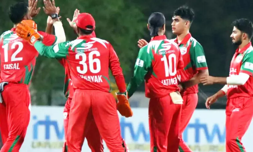 ട്വന്റി20 ലോക കപ്പ് യോഗ്യത: ഒമാൻ സൂപ്പർ സിക്സിൽ ട്വന്റി20 ലോക കപ്പ് യോഗ്യത: ഒമാൻ സൂപ്പർ സിക്സിൽ