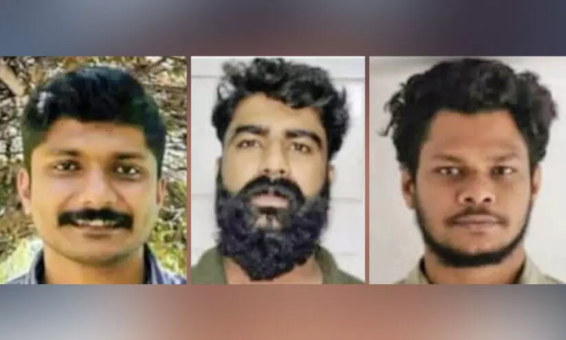 പൂതിക്കാട് റിസോര്ട്ടിലെ സംഘര്ഷം; ഒളിവില്പോയ പ്രതികള്ക്കെതിരെ ലുക്കൗട്ട് നോട്ടീസ് പൂതിക്കാട് റിസോര്ട്ടിലെ സംഘര്ഷം; ഒളിവില്പോയ പ്രതികള്ക്കെതിരെ ലുക്കൗട്ട് നോട്ടീസ്