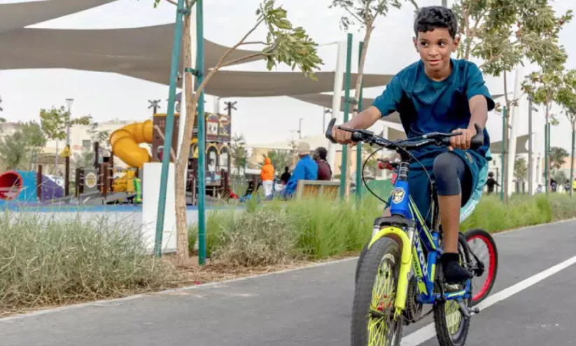 ന​ഗ​രം ചു​റ്റാ​ൻ ന​ട​പ്പാ​ത​ക​ൾ, സൈ​ക്ലി​ങ്​ ട്രാ​ക്കു​ക​ൾ