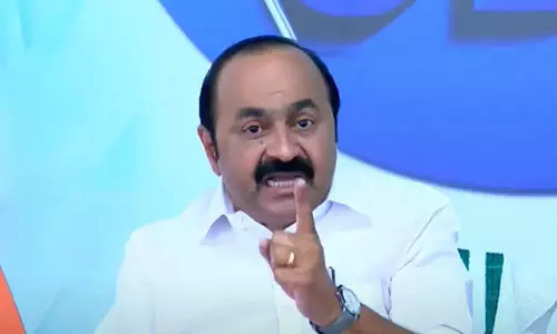 ഇഡി സമൻസ് അയച്ചത് രാഷ്ട്രിയ ആയുധമാക്കി പ്രതിപക്ഷം