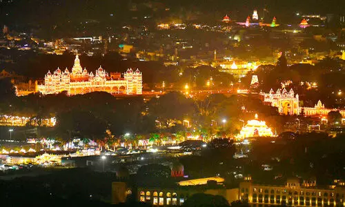 ദസറ വൈബ്സ്; കാഴ്ച, മധുരം, പാരമ്പര്യം