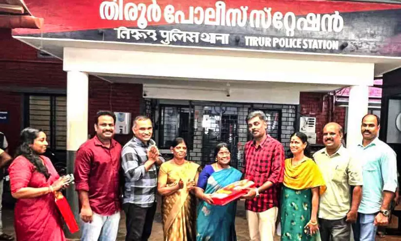 മാളുചേച്ചിയെ അമ്പരപ്പിച്ച് തിരൂർ പൊലീസ്