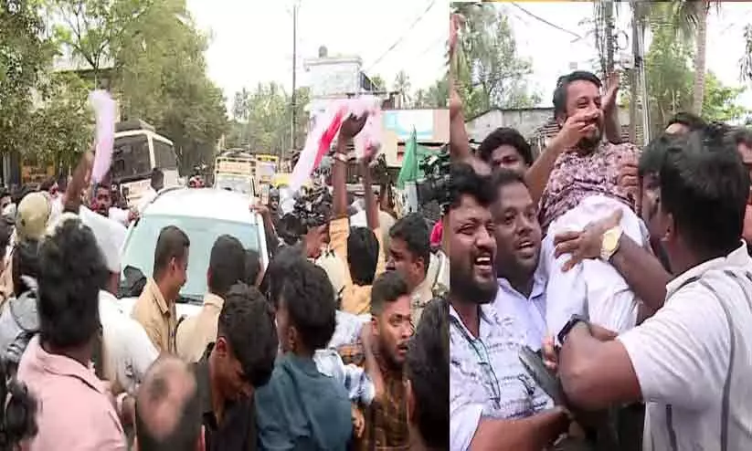 രാഹുലിന്റെ കാർ തടഞ്ഞ് ഡി.വൈ.എഫ്.ഐ; എടുത്തുയർത്തി വേദിയിലെത്തിച്ച് ലീഗ്-കോൺഗ്രസ് പ്രവർത്തകർ, എന്റെ വഴിമുടക്കാമെന്ന് വിചാരിക്കേണ്ട...