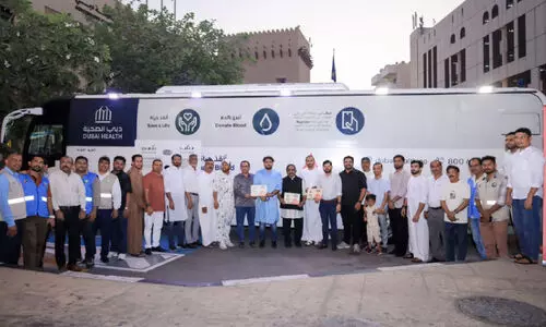 Yahya Thalangara inaugurates blood donation camp organized by KMCC at Dubai Naif Police Station premises
