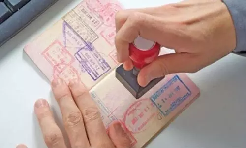 കു​ടും​ബ വി​സ പു​തു​ക്കാ​ൻ സാ​ക്ഷ്യ​പ്പെ​ടു​ത്തി​യ രേ​ഖ​ക​ൾ വേ​ണം