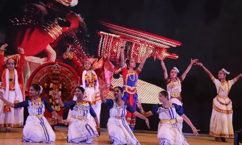 ദി​വാ​ലി ഉ​ത്സ​വ് 2025 ആ​ഘോ​ഷി​ച്ചു