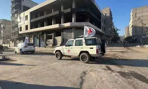 ഹമാസ് വിട്ടയച്ച ഏഴ് തടവുകാരെ ഇസ്രായേൽ സൈന്യത്തിന് കൈമാറി