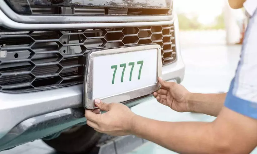 സ്പെഷല് നമ്പര് പ്ലേറ്റുകൾ; പുതിയ ഉടമസ്ഥാവകാശ കാര്ഡിന് അപേക്ഷിക്കാം സ്പെഷല് നമ്പര് പ്ലേറ്റുകൾ; പുതിയ ഉടമസ്ഥാവകാശ കാര്ഡിന് അപേക്ഷിക്കാം