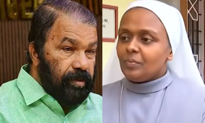 ശിരോവസ്ത്ര വിലക്ക്: സെന്റ് റീത്താസ് സ്കൂളിന് ഗുരുതര വീഴ്ചയെന്ന് മന്ത്രി ശിവൻകുട്ടി; ‘ഒരു വിദ്യാർഥിക്കും ഇത്തരം ദുരനുഭവം ഉണ്ടാകാൻ പാടില്ല, ശിരോവസ്ത്രം ധരിച്ച് പഠിക്കാൻ അനുമതി നൽകണം’