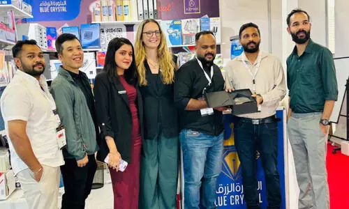 ​ക്രി​സ്റ്റ​ൽ ഗ്രൂ​പ്പി​ന് മി​ക​ച്ച എ​ക്സി​ബി​റ്റ​ർ അ​വാ​ർ​ഡ്