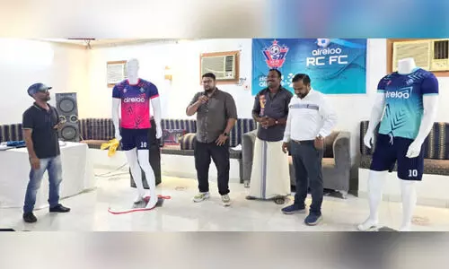 യാം​ബു അ​ൽ റെ​ൽ​കോ ആ​ർ.​സി എ​ഫ്.​സി ജ​ഴ്‌​സി പ്ര​കാ​ശ​നം ചെ​യ്തു