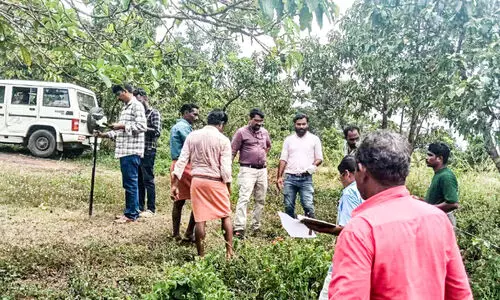 മ​ണ്ണി​ടി​ച്ചി​ൽ ഭീ​ഷ​ണി; 13 കു​ടും​ബ​ങ്ങ​ൾ​ക്ക് പു​തി​യ​ കേ​ന്ദ്രം ഒ​രു​ങ്ങു​ന്നു