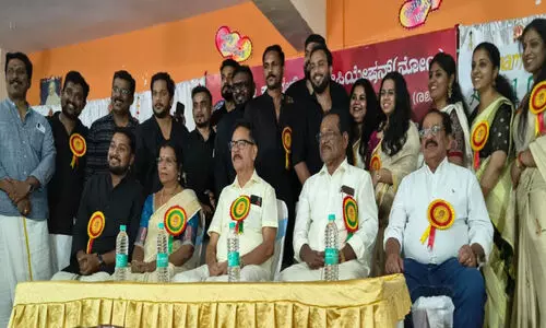 ഓ​ണാ​ഘോ​ഷ​വും വാ​ർ​ഷി​കാ​ഘോ​ഷ​വും