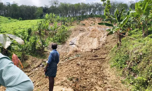 കരവാളൂർ പച്ചയിൽ മലയിൽ ഉരുൾപൊട്ടി; ഒഴിവായത്​ വൻദുരന്തം