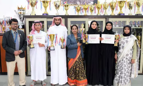 ഉ​സ് വ​യേ റ​സൂ​ൽ എം.​ഇ.​എ​സ് ഇ​ന്ത്യ​ൻ സ്കൂ​ളി​ന് ഓ​വ​റോ​ൾ കി​രീ​ടം