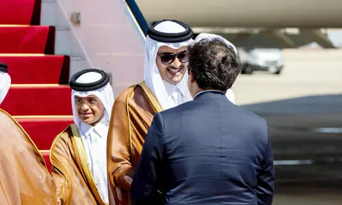 ഗ​സ്സ സ​മാ​ധാ​ന ഉ​ച്ച​കോ​ടിയിൽ പ​ങ്കെടുത്ത് ഖ​ത്ത​ർ അ​മീ​ർ