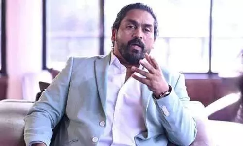 തമാശയാണ് എന്റെ രീതി, അത് ഇനിയും തുടരും, ഇത് തമാശയാക്കേണ്ട വിഷയമല്ലായിരുന്നു..; മൂഡ് സ്വിങ്സ് വിവാദത്തിൽ അഭിഷാദ് ഗുരുവായൂർ