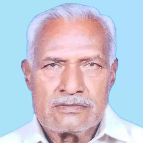 ച​ന്ദ്ര​ൻ പി​ള്ള