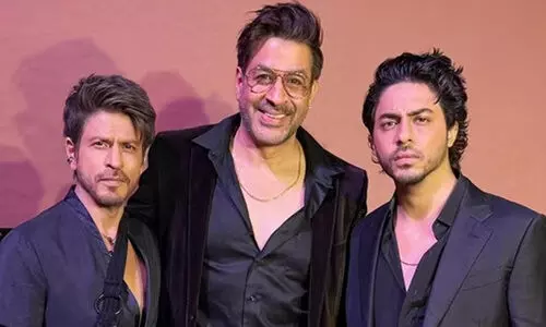 Shah Rukh Khan, Rajat Bedi, Aryan Khan