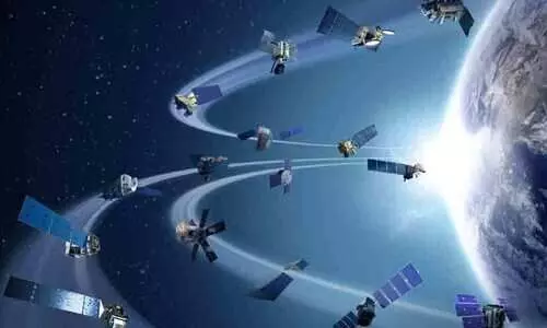 ആശങ്ക ഉയർത്തി ഭൂമിയിലേക്ക് പതിക്കുന്ന സ്റ്റാർലിങ്ക് സാറ്റലൈറ്റുകൾ