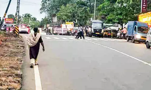 കക്കടാശേരി–കാളിയാർ റോഡ് ഉദ്ഘാടനം നാളെ കക്കടാശേരി–കാളിയാർ റോഡ് ഉദ്ഘാടനം നാളെ