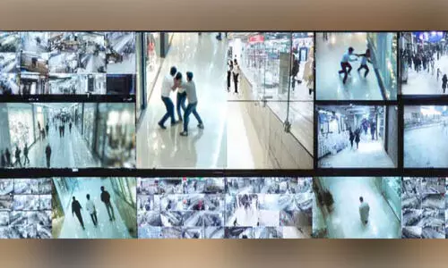 ഷോ​പ്പി​ങ് മാ​ളു​ക​ളി​ൽ അ​ടി​പി​ടി; 20 പേ​ർ അ​റ​സ്റ്റി​ൽ