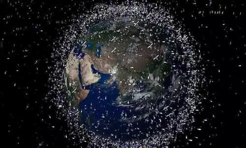 US Astronomer Warns Against Starlink Satellites Falling To Earth
