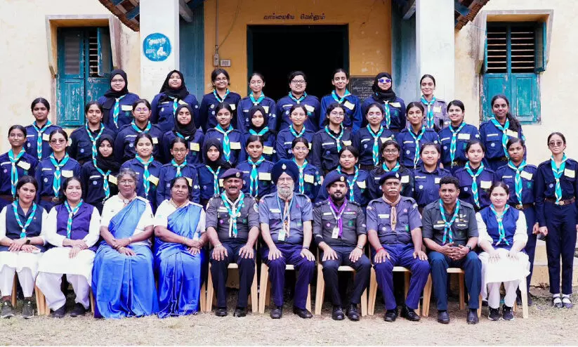 ഭാരത് സ്കൗട്ട്സ് ആൻഡ് ഗൈഡൻസ് രാജ്യ പുരസ്കാർ നേടി ഇന്ത്യൻ സ്കൂൾ വിദ്യാർഥികൾ ഭാരത് സ്കൗട്ട്സ് ആൻഡ് ഗൈഡൻസ് രാജ്യ പുരസ്കാർ നേടി ഇന്ത്യൻ സ്കൂൾ വിദ്യാർഥികൾ