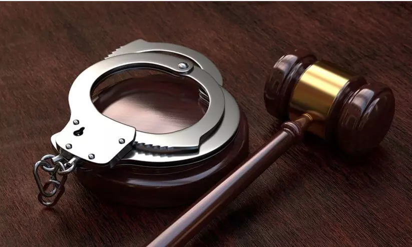 വയോധികന് മർദനം; കണ്ടക്ടർക്കെതിരെ കേസ് വയോധികന് മർദനം; കണ്ടക്ടർക്കെതിരെ കേസ്