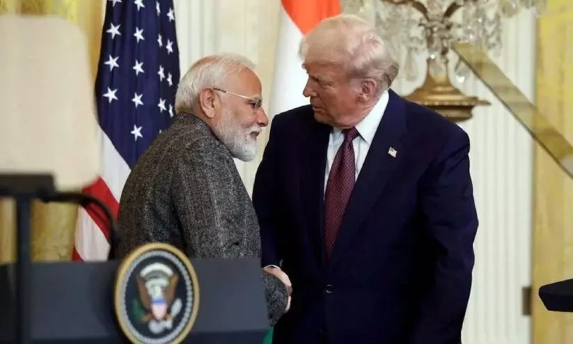 ‘ദേശീയ താൽപര്യത്തിനാണ് പ്രാധാന്യം, യു.എസുമായും സഹകരണമുണ്ട്’; ഇന്ത്യ റഷ്യൻ എണ്ണ വാങ്ങില്ലെന്ന ട്രംപിന്‍റെ വാദം തള്ളാതെ കേന്ദ്രം