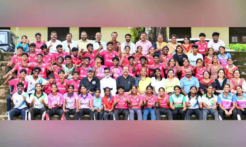 ജില്ല സ്കൂൾ കായിക മേളക്ക് കൊടിയിറങ്ങി; ചാമ്പ്യൻ‘മാർ’ ബേസിൽ, കോതമംഗലം... ജില്ല സ്കൂൾ കായിക മേളക്ക് കൊടിയിറങ്ങി; ചാമ്പ്യൻ‘മാർ’ ബേസിൽ, കോതമംഗലം...