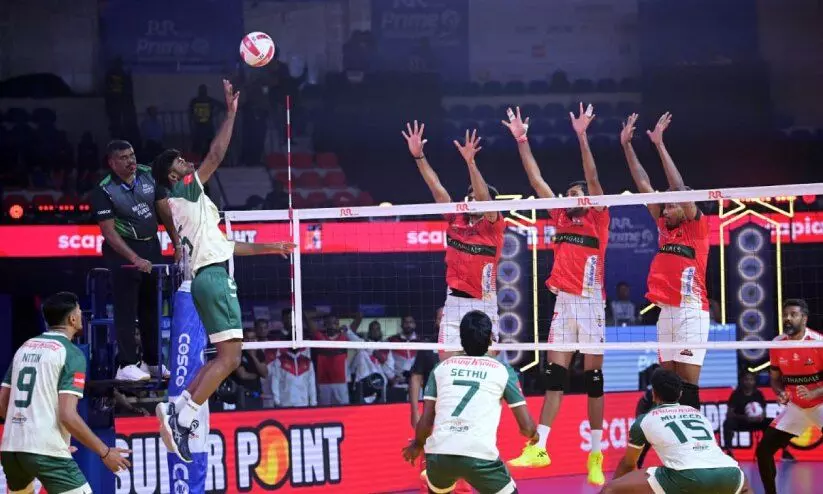 കളിച്ച അഞ്ച് മത്സരവും തോറ്റു; പ്രൈം വോളിയിൽ നിലവിലെ ചാമ്പ്യന്മാരായ കാലിക്കറ്റ് ഹീറോസ് സെമി കാണാതെ പുറത്ത്