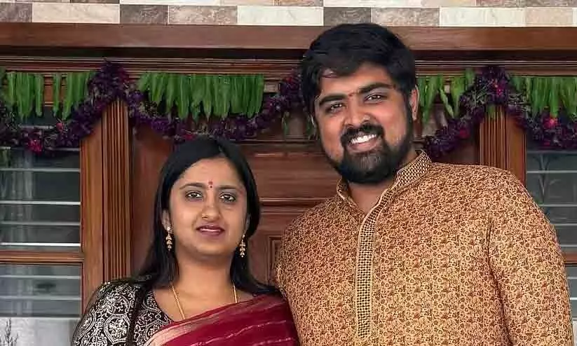 Dr Kruthika M Reddy, Mahendra Reddy