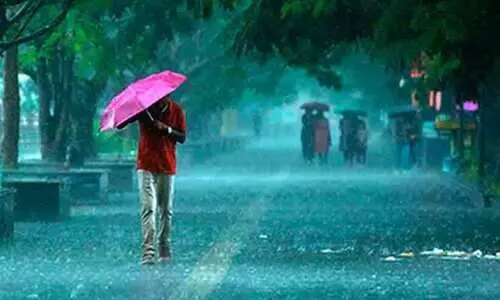 മഴ ശക്തമാകും; നാല് ജില്ലകളില്‍ ഓറഞ്ച് അലര്‍ട്ട്, മറ്റിടങ്ങളിൽ യെല്ലോ അലര്‍ട്ട്