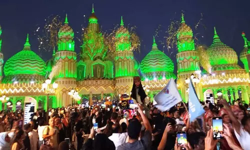 ഗ്ലോബൽ വില്ലേജിന്​ ആഘോഷത്തുടക്കം