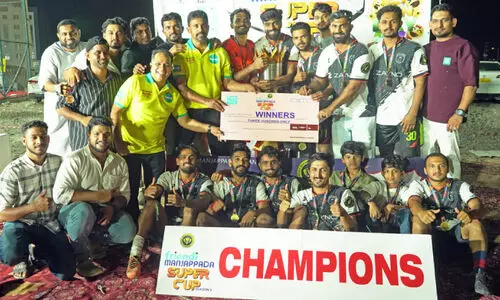 മ​ഞ്ഞ​പ്പ​ട ഒ​മാ​ൻ വി​ങ് ഫു​ട്ബാ​ൾ സൈ​നോ എ​ഫ്.സി ​സീ​ബ് ജേ​താ​ക്ക​ൾ