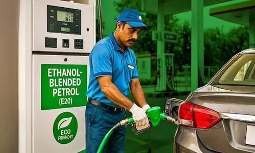 മൈലേജ് പരാതി വിടൂ; പെട്രോളിൽ കൂടുതൽ  എഥനോൾ ​ചേർക്കണമെന്ന് കമ്പനികൾ