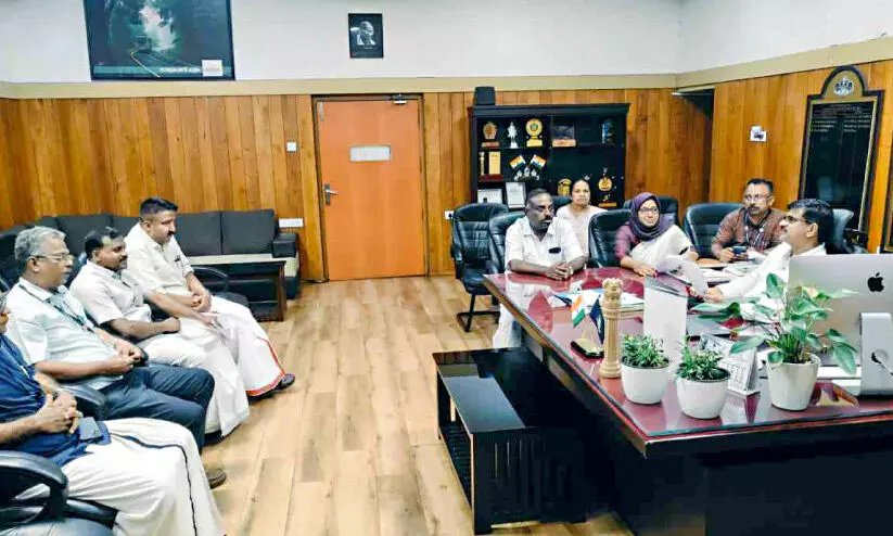 ജനറൽ ആശുപത്രി എച്ച്.എം.സി രൂപവത്കരണം; അനുമതി നൽകി ആരോഗ്യ വകുപ്പ് ജനറൽ ആശുപത്രി എച്ച്.എം.സി രൂപവത്കരണം; അനുമതി നൽകി ആരോഗ്യ വകുപ്പ്