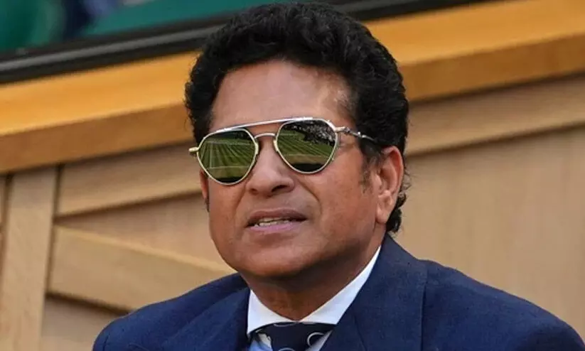 പൊന്ന് വിൽക്കുന്നിടത്ത് സചിനെന്തു കാര്യം!, പക്ഷേ, കുതിക്കുന്ന സ്വർണവിലയെക്കുറിച്ച് ഇതിഹാസതാരം പറയുന്നതിൽ കാര്യമുണ്ട്... പൊന്ന് വിൽക്കുന്നിടത്ത് സചിനെന്തു കാര്യം!, പക്ഷേ, കുതിക്കുന്ന സ്വർണവിലയെക്കുറിച്ച് ഇതിഹാസതാരം പറയുന്നതിൽ കാര്യമുണ്ട്...