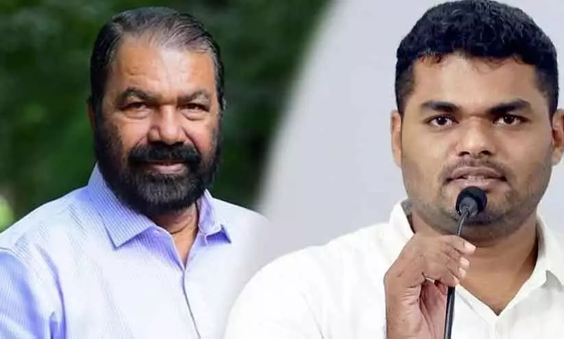 pk navas, v sivankutty