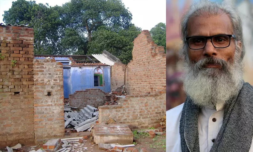 ഹിജാബ് വിലക്ക്: സെന്റ് റീത്താസിലെ ടീച്ചർക്കും ക്രിസംഘികൾക്കും തുറന്ന കത്തുമായി കെ. സഹദേവന്: ‘പങ്കുവെക്കാനുള്ളത് പെട്ടെന്ന് മനസ്സിലേക്കോടി വരുന്ന രണ്ട് അനുഭവങ്ങൾ’ ഹിജാബ് വിലക്ക്: സെന്റ് റീത്താസിലെ ടീച്ചർക്കും ക്രിസംഘികൾക്കും തുറന്ന കത്തുമായി കെ. സഹദേവന്: ‘പങ്കുവെക്കാനുള്ളത് പെട്ടെന്ന് മനസ്സിലേക്കോടി വരുന്ന രണ്ട് അനുഭവങ്ങൾ’