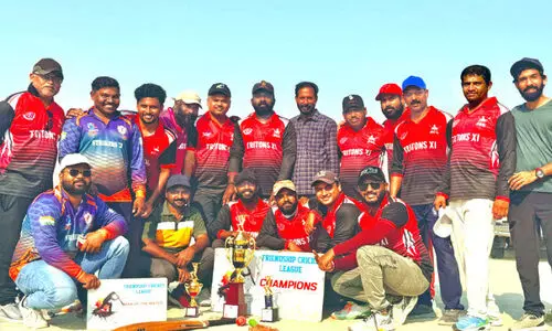 ബ​ഹ്‌​റൈ​ൻ ട്രൈ​റ്റ​ൻ​സ് ഇ​ല​വ​ൻ ഫ്ര​ണ്ട്‌​ലി ക്രി​ക്ക​റ്റ്;  ഫാ​ബ് സി.​സിയെ ത​ക​ർ​ത്ത് ട്രൈ​റ്റ​ൻ​സ് ഇ​ല​വ​ൻ സി.​സിക്ക് കി​രീ​ടം