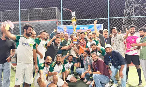 ക​ല്ലു​മ്മ​ൽ എ​ഫ്‌.​സി വെ​റ്റ​റ​ൻ​സ് ക​പ്പ്‌: റി​യാ​ദ് വെ​റ്റ​റ​ൻ​സ് ജേ​താ​ക്ക​ൾ