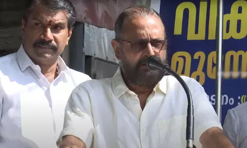 ഔസേപ്പച്ചൻ ബി.ജെ.പി വേദിയിൽ, പാർട്ടിയിൽ ചേർന്ന് തെരഞ്ഞെടുപ്പിൽ മത്സരിക്കാൻ ക്ഷണം