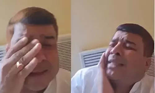 ബിഹാർ ഇലക്ഷന് സ്ഥാനാർഥി ടിക്കറ്റ് കിട്ടിയില്ല; കാമറക്ക് മുന്നിൽ കരഞ്ഞ് കണ്ണീർ തുടച്ച് പാർട്ടി നേതാവ്