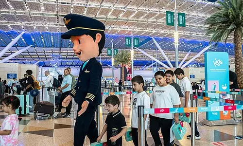 കുട്ടികൾക്കും കുടുംബങ്ങൾക്കുമായി പ്രത്യേക ചെക്ക് ഇൻ ഏരിയ: ഫ്ലൈനാസ് സേവനം ജിദ്ദയിലും